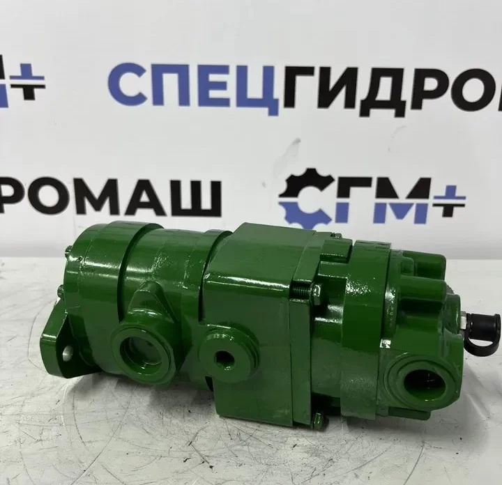 Гидравлический насос John Deere AXE61624 AH212539